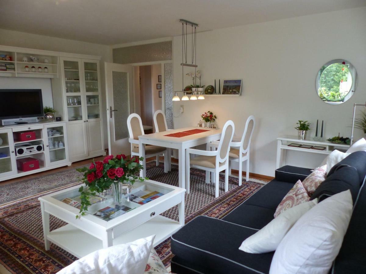 Apartment Parkblick Mit 2 Baedern *